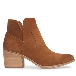 BP Brice Ankle Bootie - Cognac